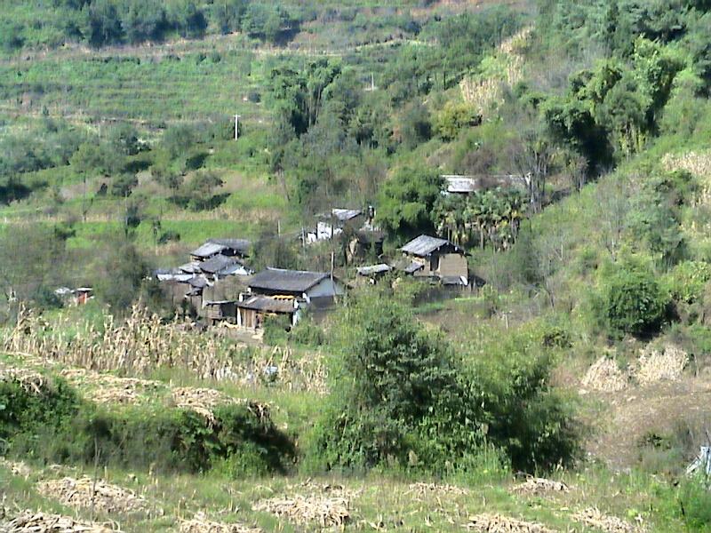  p>阿郎寨自然村,隶属于云南省保山市隆阳区瓦窑镇松坡村委会,属于