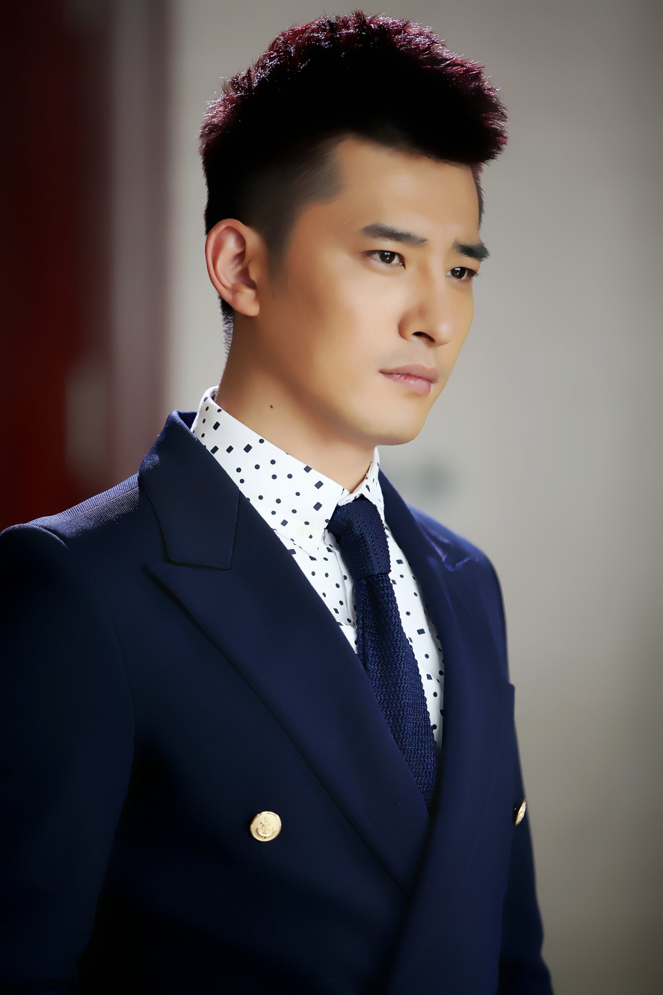 p>宫正楠(daniel),1984年10月17日出生于山东省烟台市,中国内地男演员