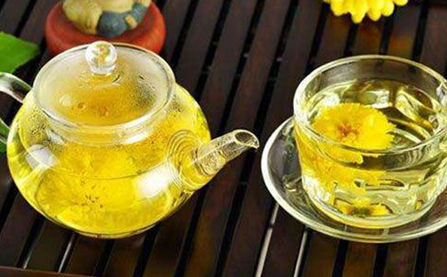 雪梨不但能够促进你的食欲,帮助身体的消化,还能利尿通便,清喉,降火