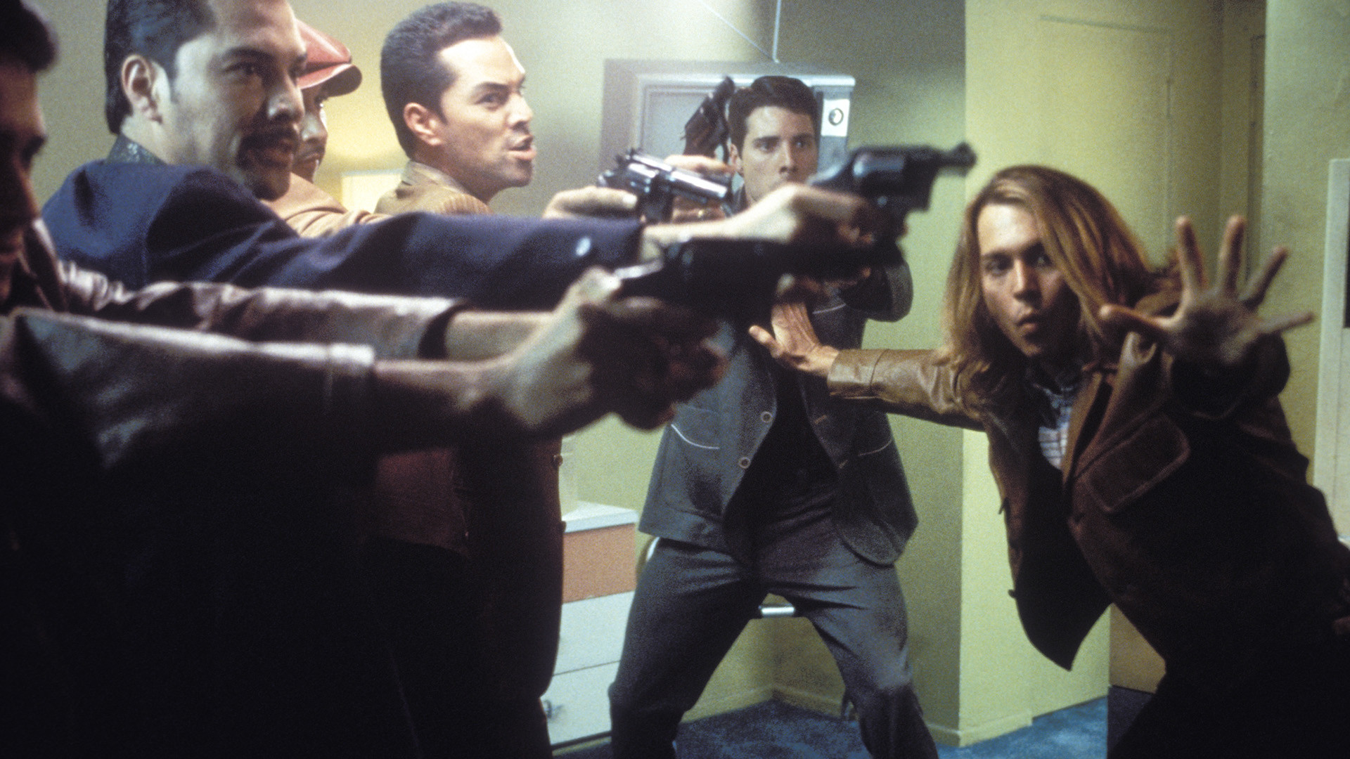  p data-id="gnc0t89o2k">《美国毒枭》是由美国新线电影公司发行的