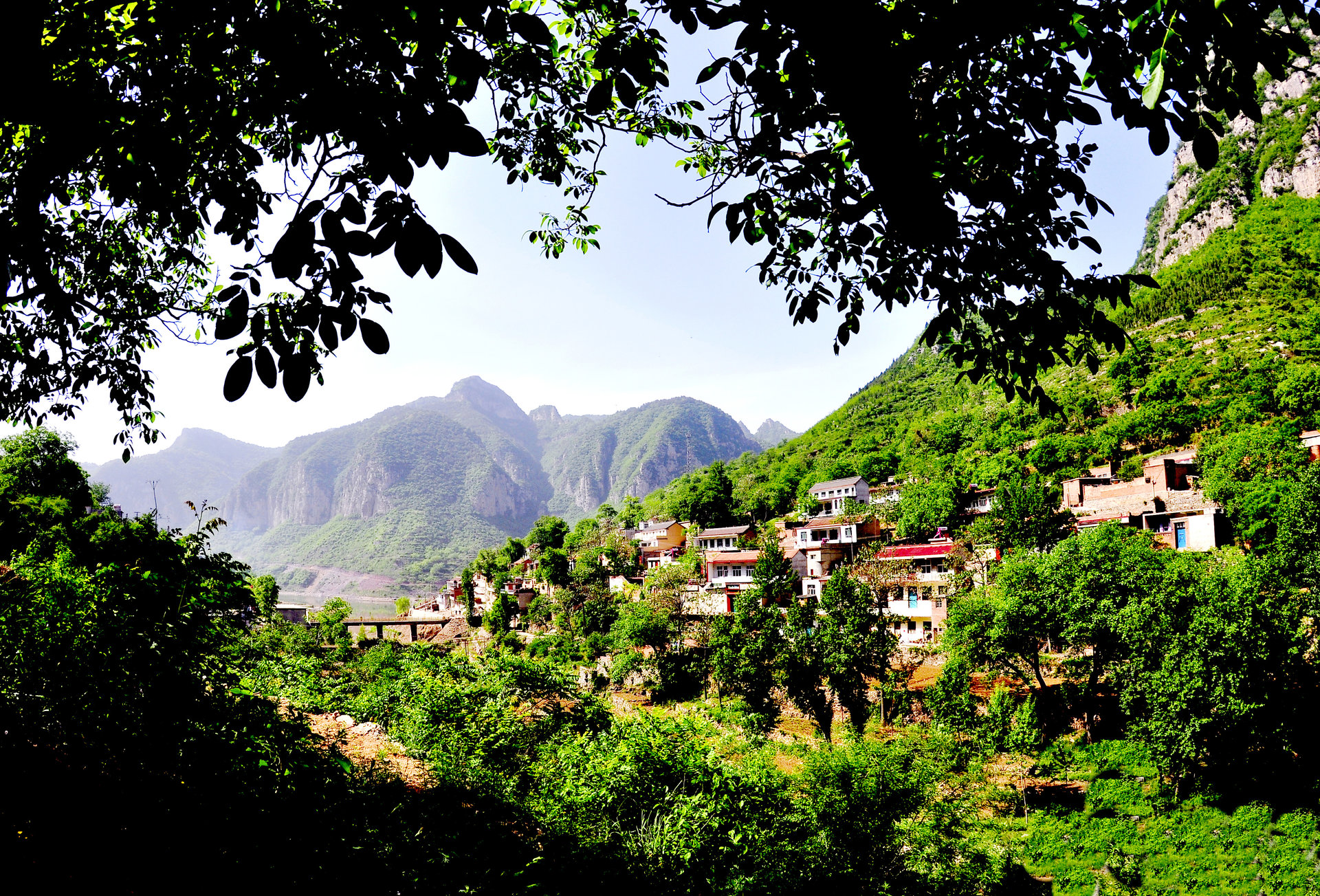  p>长寿村旅游风景区地处太行山南麓河北省 a target="_blank" href="