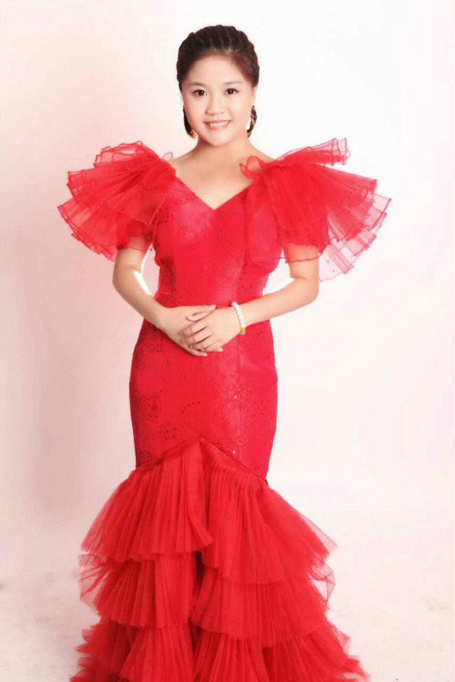  p>朗嘎拉姆,1999年4月30日出生于泰国甘烹碧府西瓜河村,泰籍华裔女