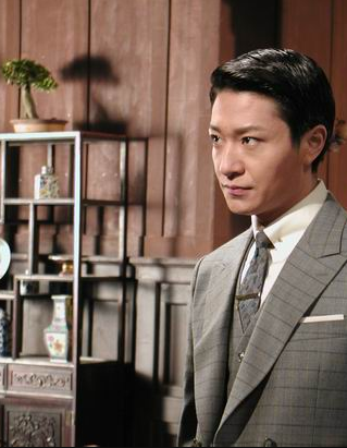  p>李宗翰,原名李力,1976年11月7日出生于湖北省武汉市,中国内地男