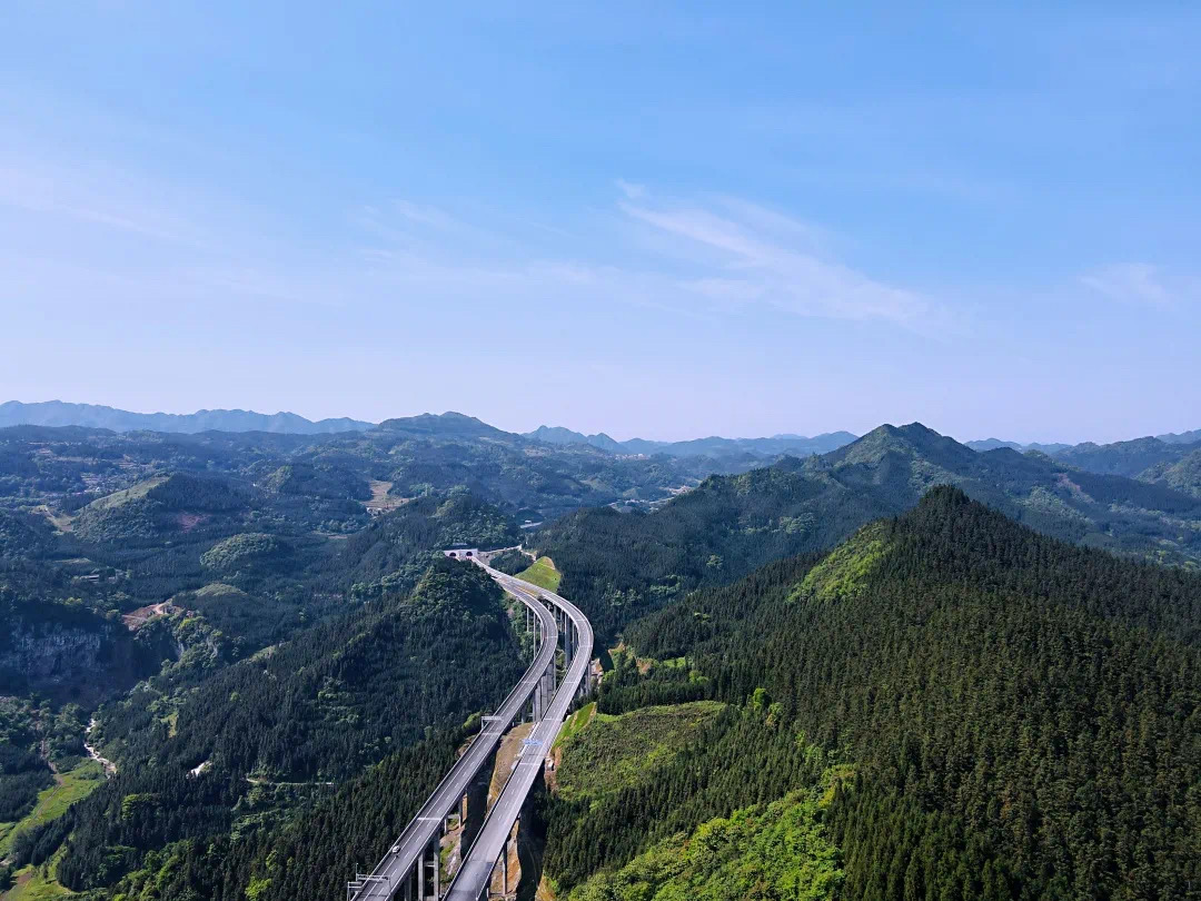 叙永—威信高速公路