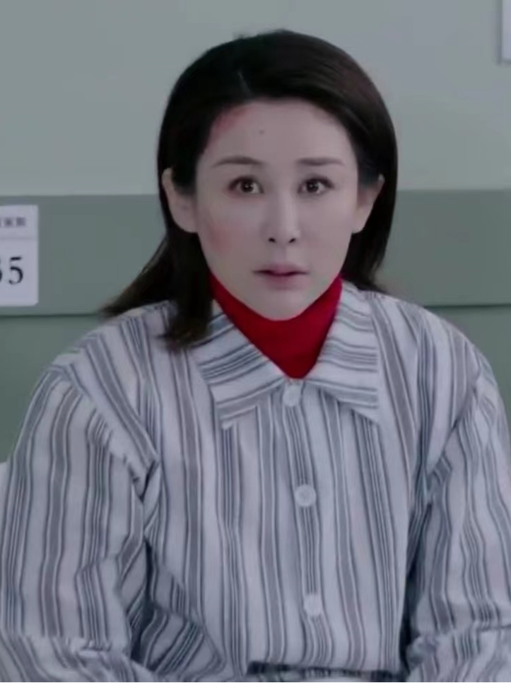 陆百灵