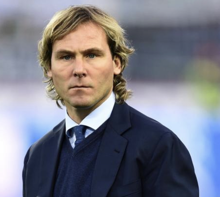 帕维尔·内德维德