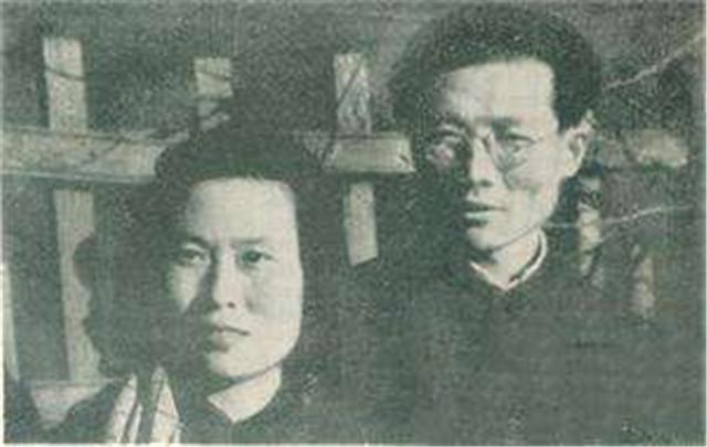 作家周立波病逝前，决定把一生积蓄捐给国家，妻子忍痛完成遗愿_百科TA说