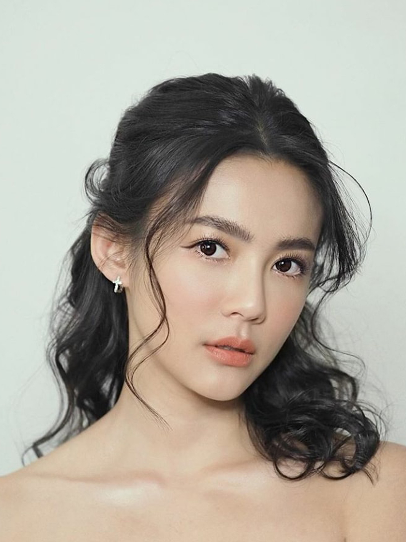 瓦妮达·特姆散纳波