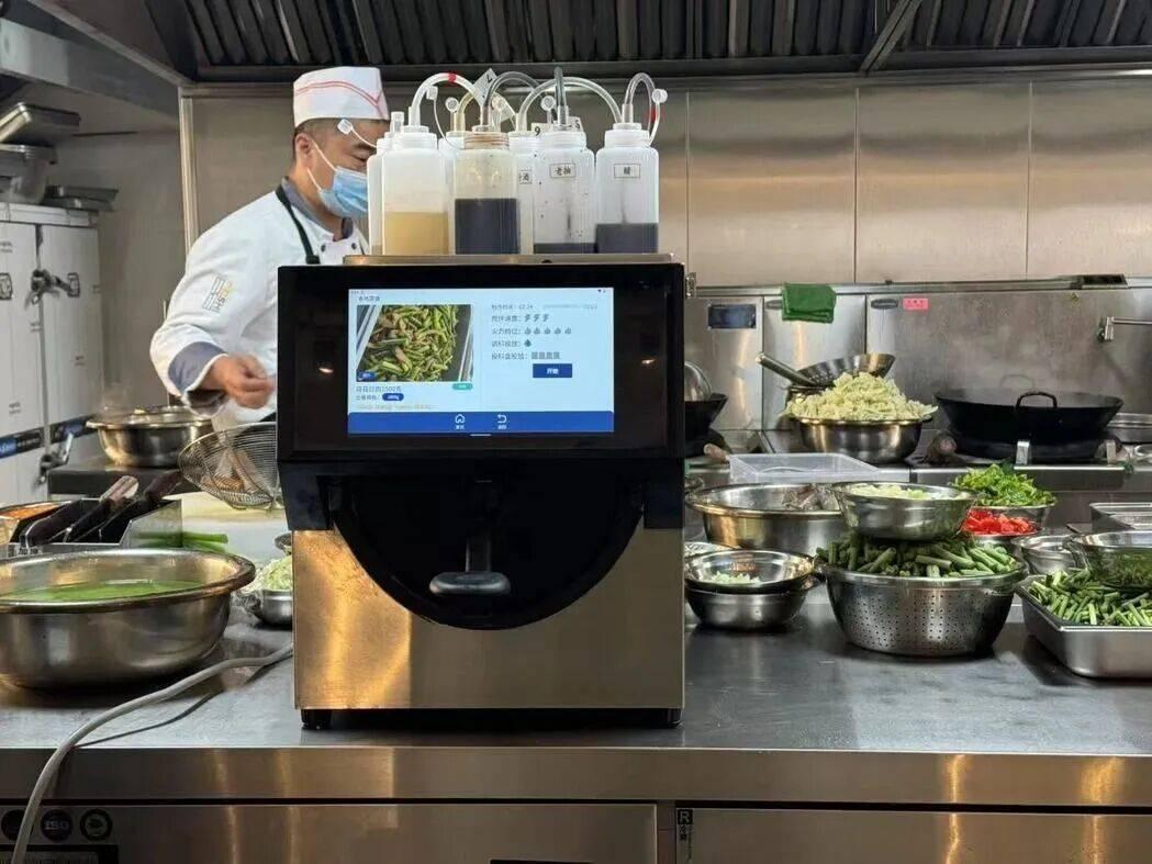 锅圈下乡！在家吃饭，靠智能炒菜？_百科TA说