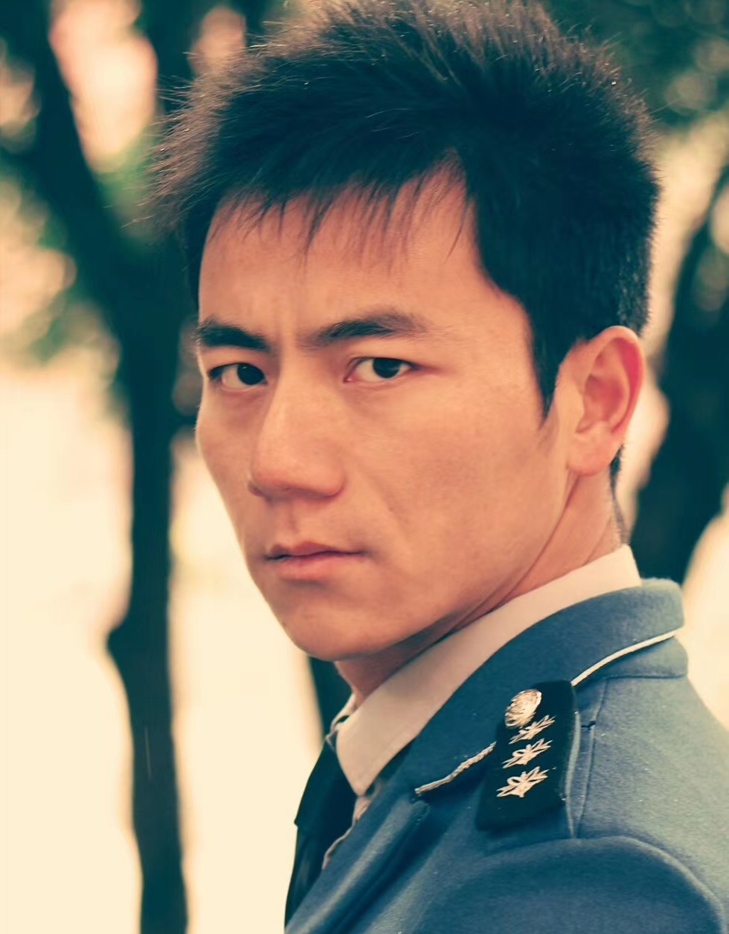 王明明