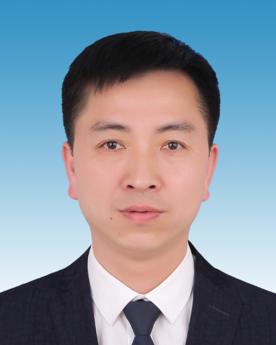  p>陈静波,现任舟山市岱山县人民政府办公室副主任