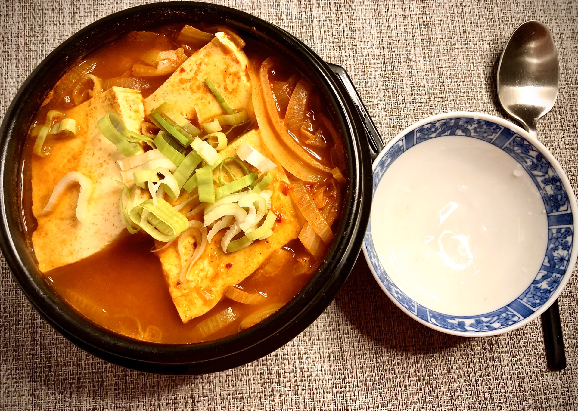 韩国泡菜豆腐汤