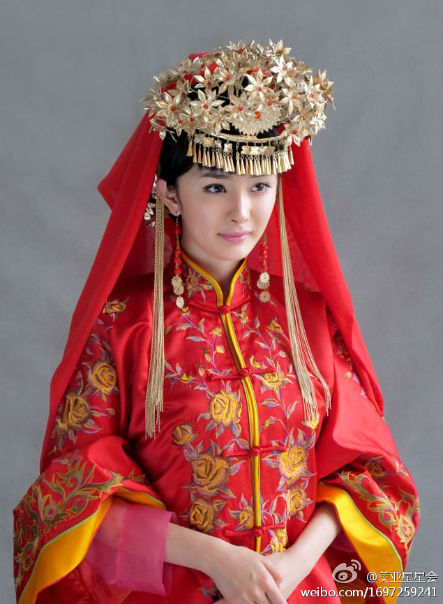 女,电视剧《如意》中的女主角,由著名演员杨幂饰演,谭家真正的大小姐