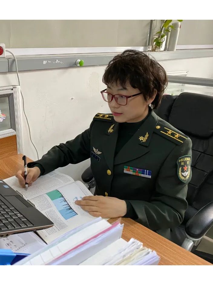 target="_blank" href="/item/中国人民解放军陆军军医大学/20858681"
