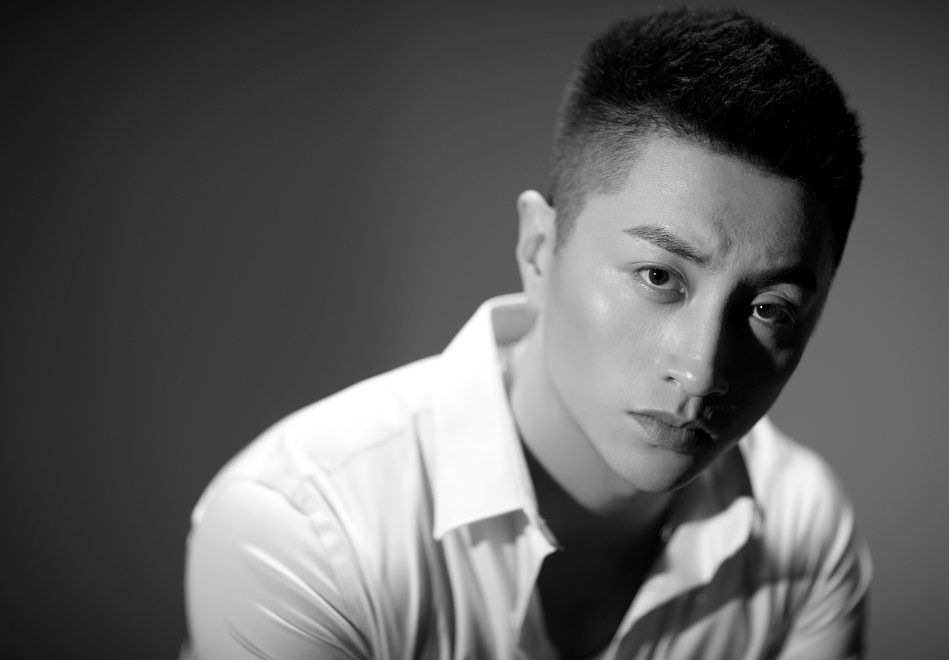  p data-id="gnwo74p0jp">杜珺,中国内地男演员. /p>