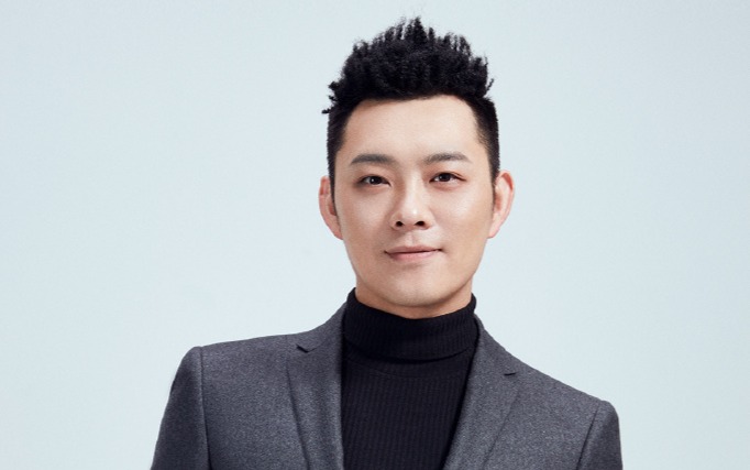  p>宝石gem,本名董宝石,1986年7月20日出生于吉林省长春市,中国内地