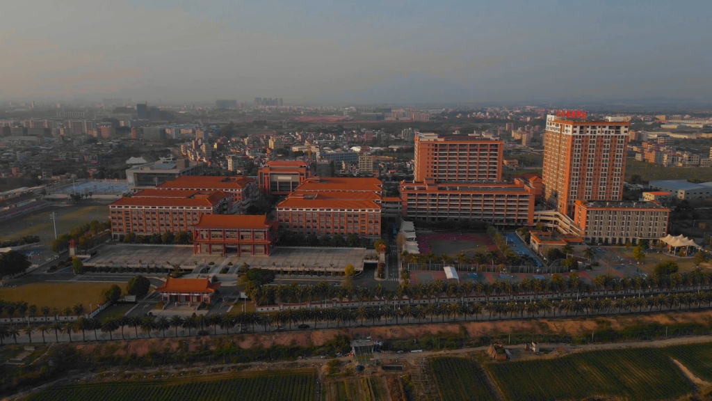 惠州市东江博雅学校