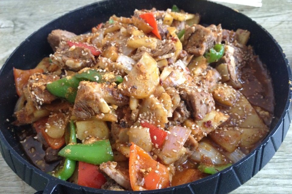 青海炕锅土豆羊肉