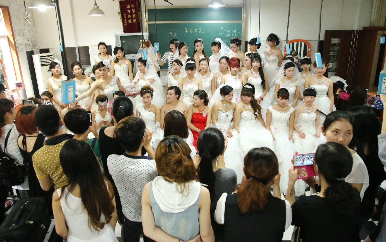 武汉天姿化妆学校