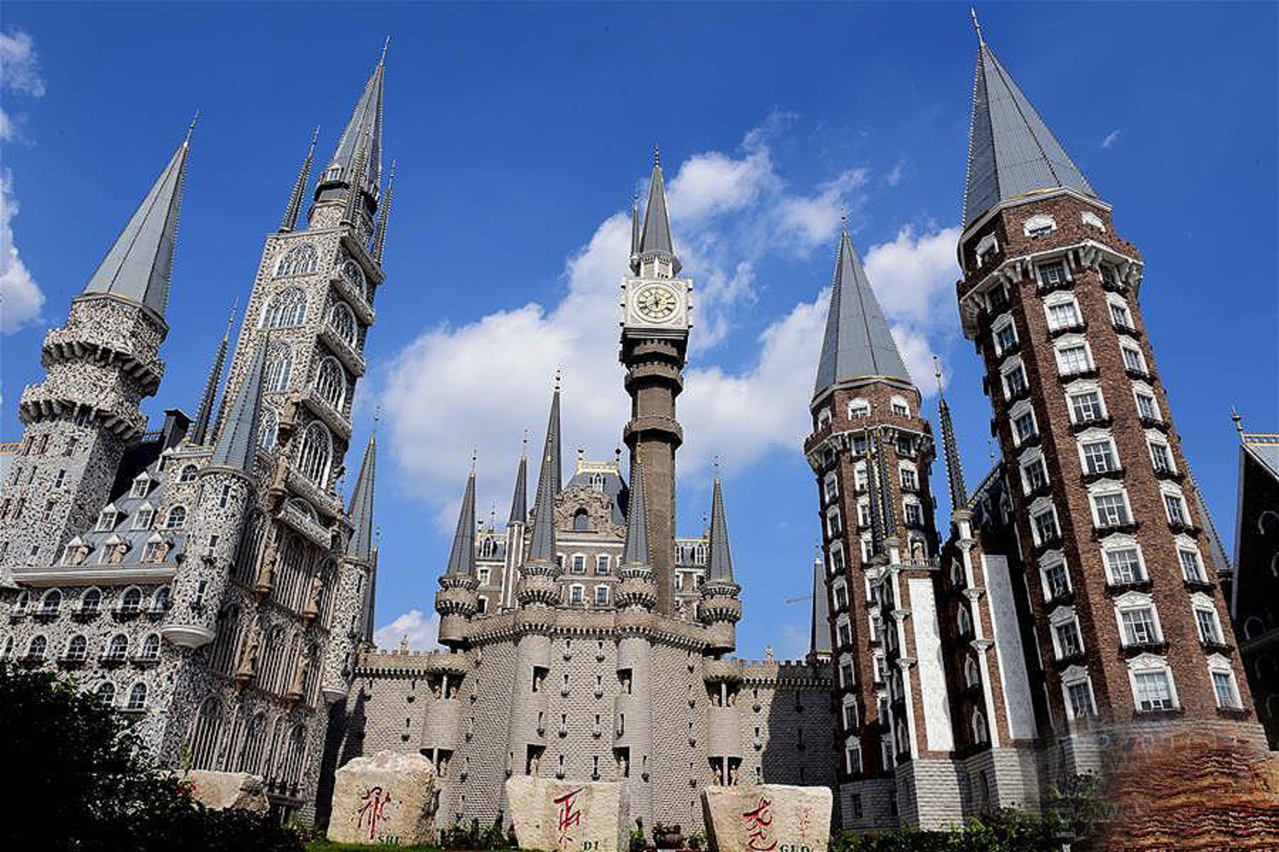 㶫Щѧ_ʵǿĶѧ_㶫ʵǿĶѧ