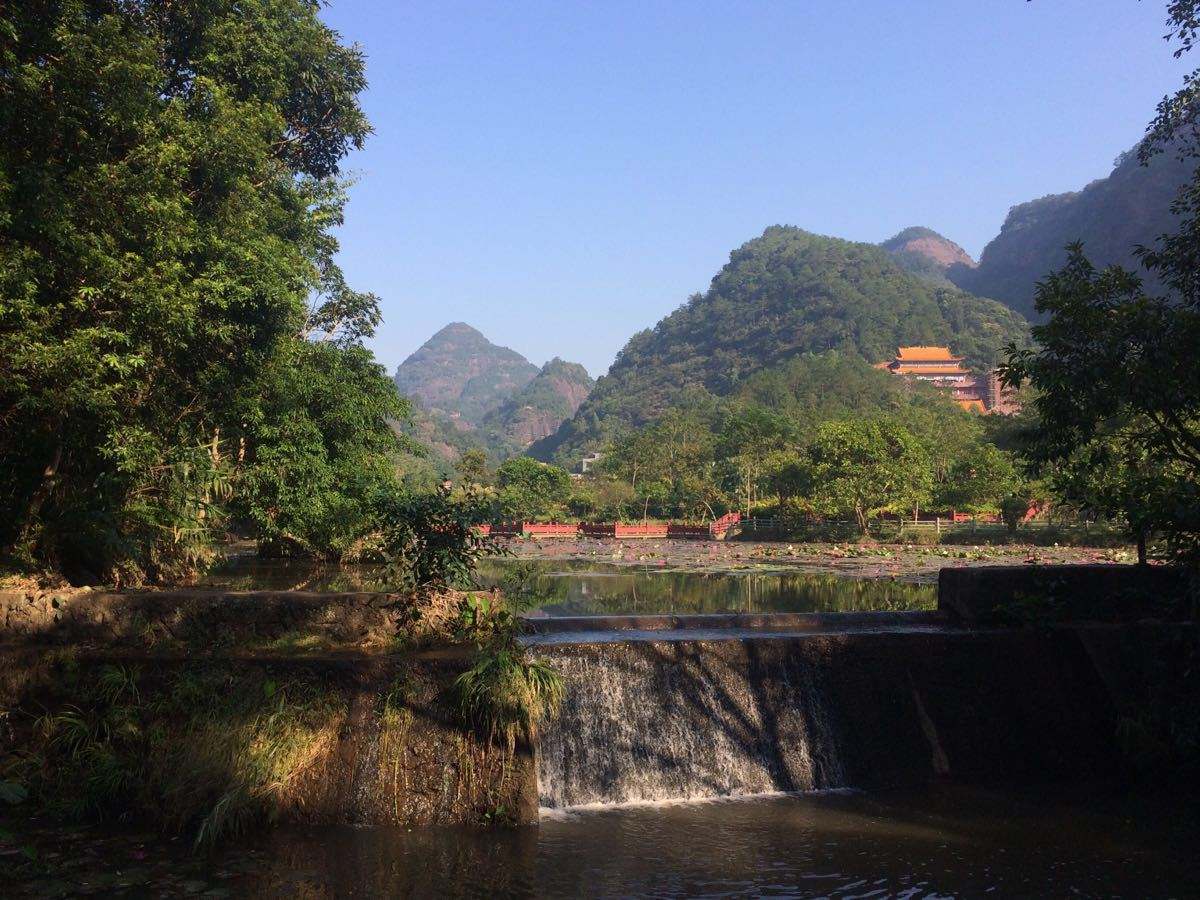  p>容县都峤山又称南山,在容县城南.