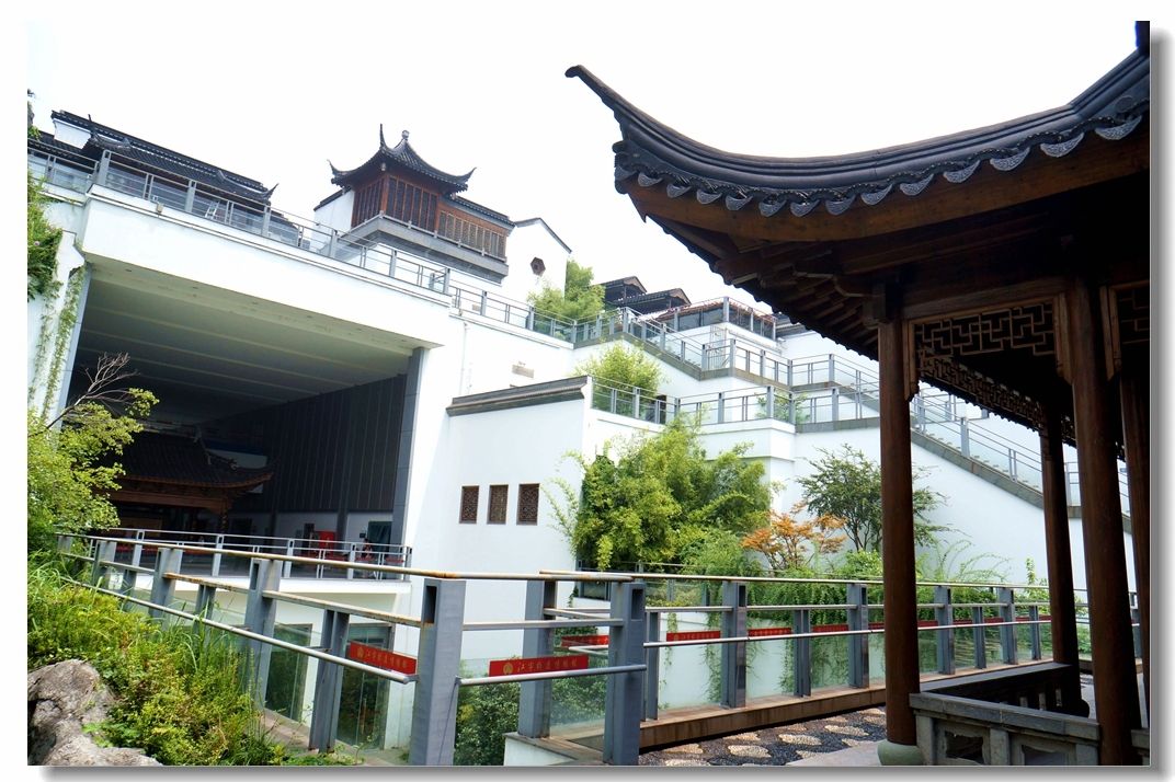 0">江宁织造府位于 a target="_blank" href="/item/南京市/2207627"