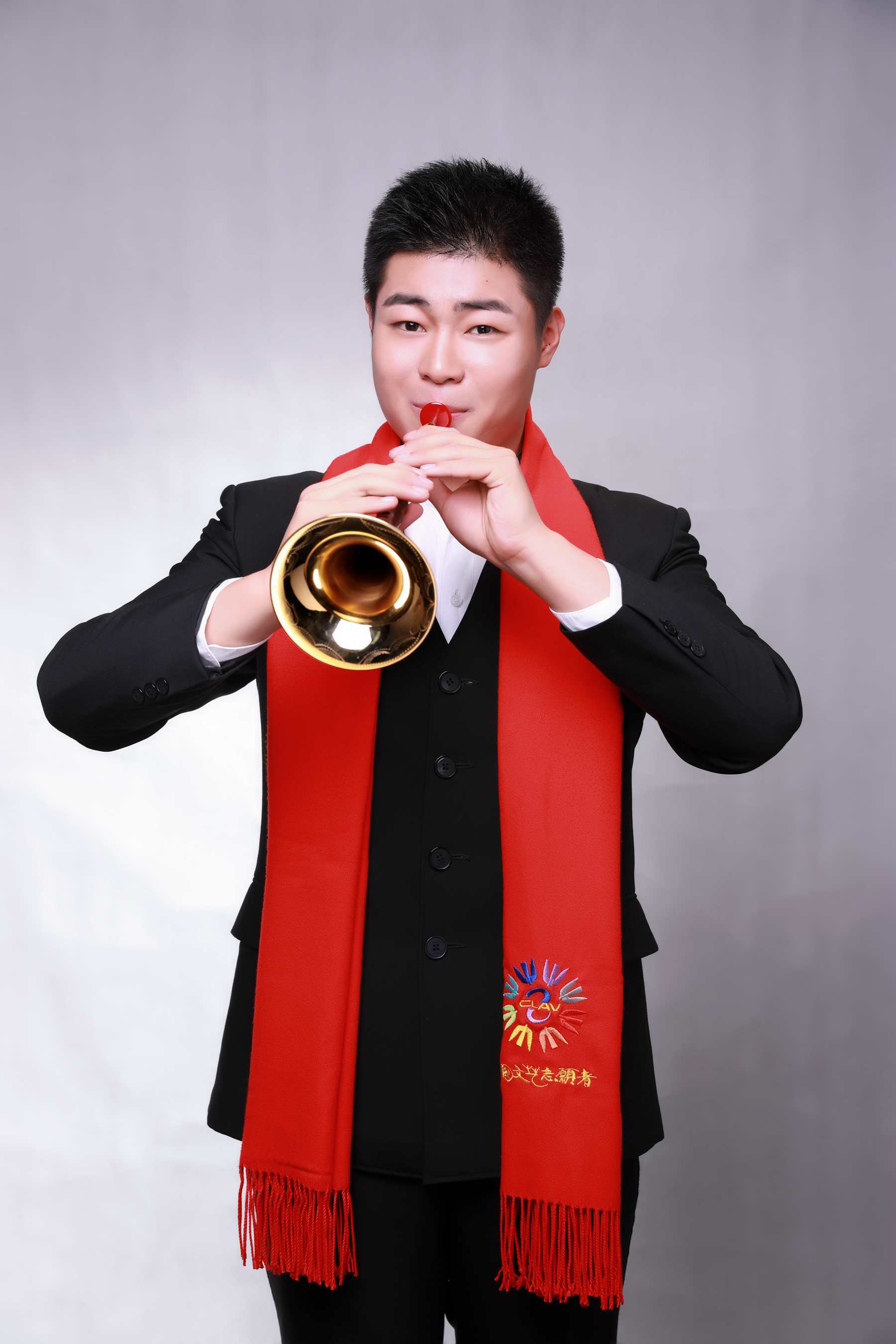  p>宋京,1995年12月13日出生于吉林省通化市,青年