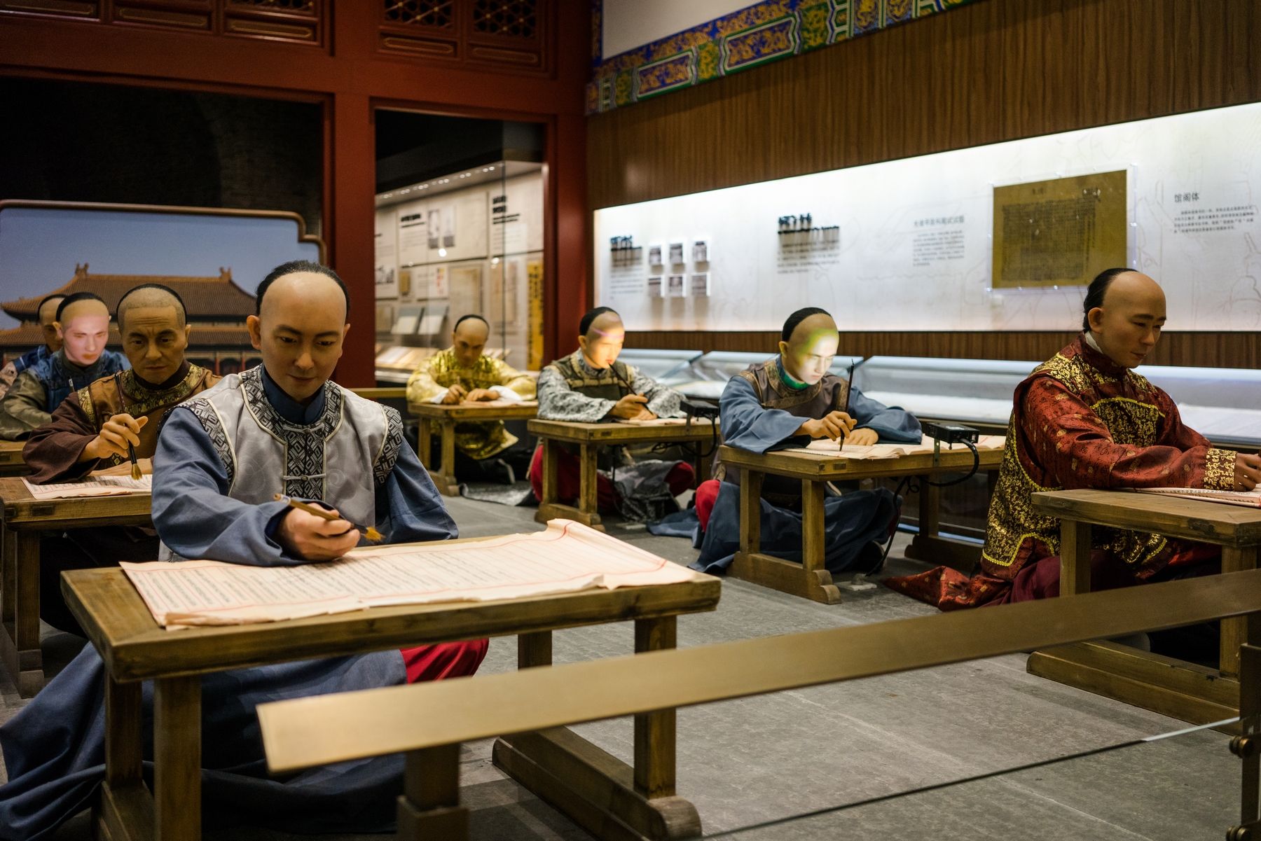此人随手写一对联，在场众人看后高声惊呼，皇帝下诏：状元就你了_百科TA说