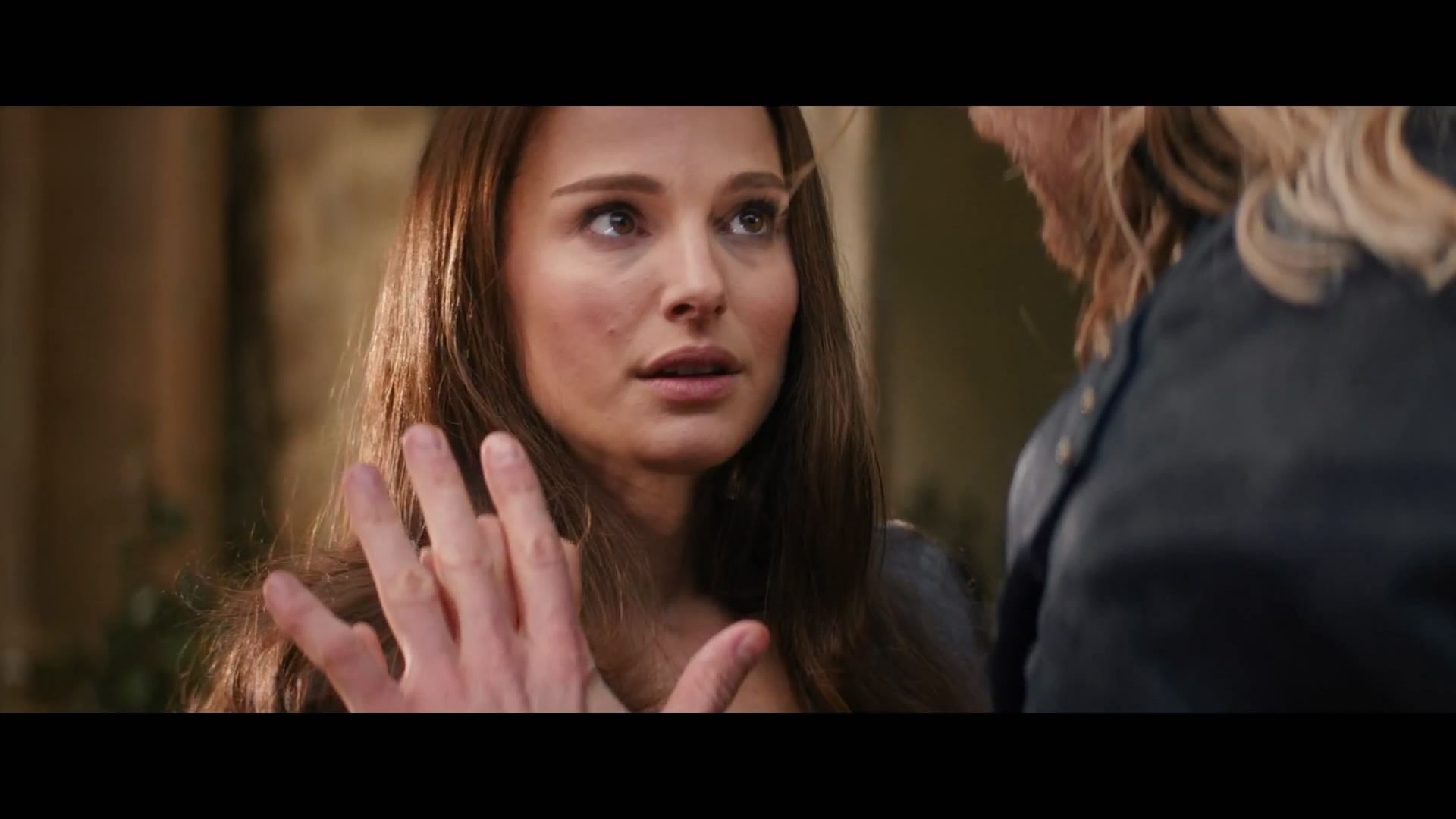  p>《雷神2:黑暗世界》是漫威影业出品的美国超级英雄电影,取材自漫威