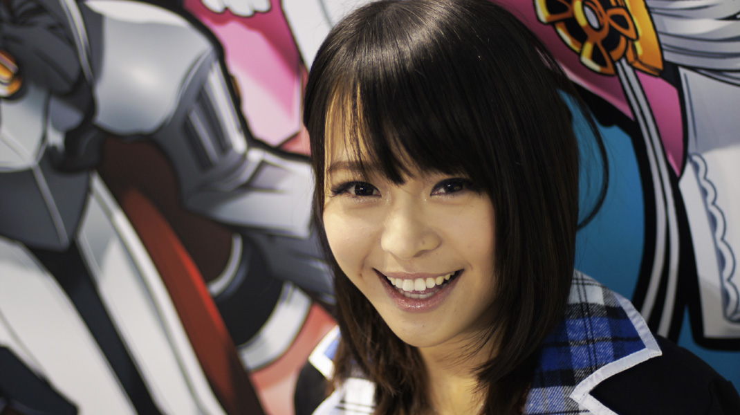 lemmaid="9339175">showgirl /a>雪喆,因长相酷似日本著名av女星 a