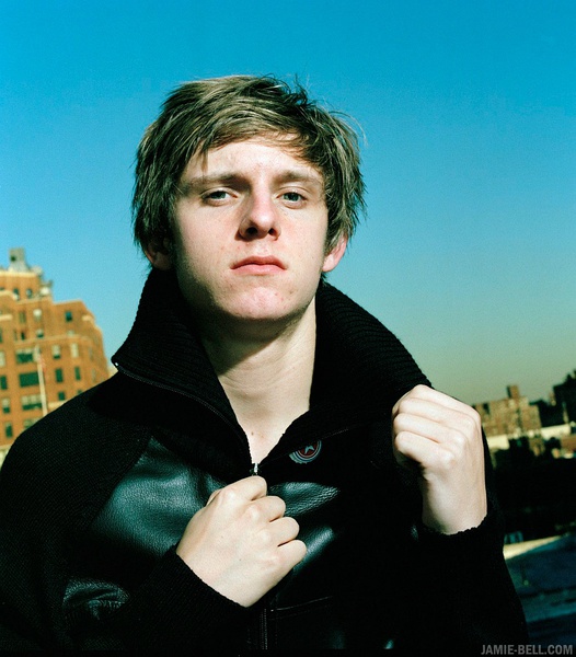  p>杰米·贝尔(jamie bell),1986年3月14日出生于英国白金汉,英国籍