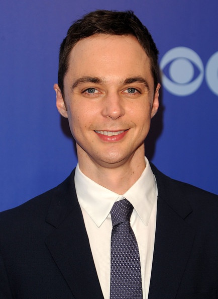  p>吉姆·帕森斯(jim parsons),1973年3月24日出生于美国得克萨斯州