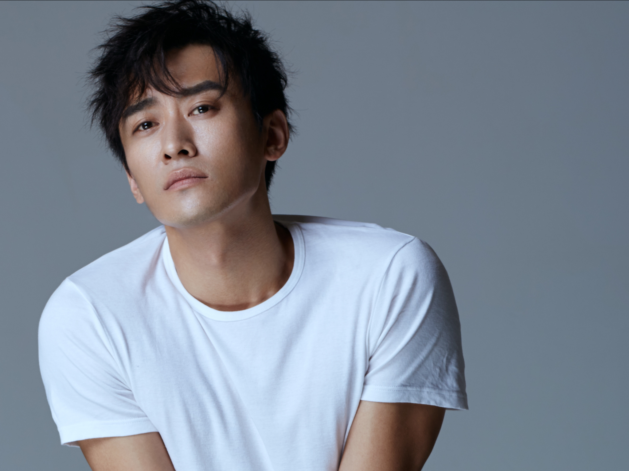  p data-id="gncntblp5o">郑奇,1984年8月4日出生于黑龙江省哈尔滨市