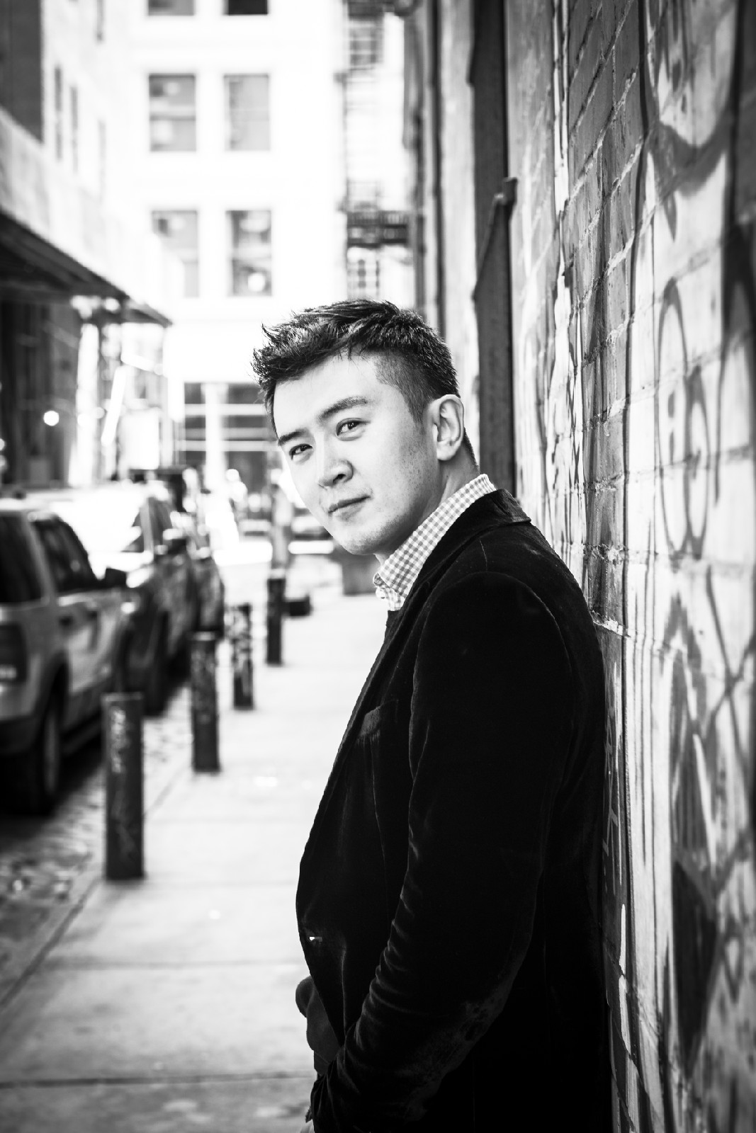 中国内地男演员,音乐人,现代音乐钢琴家,毕业