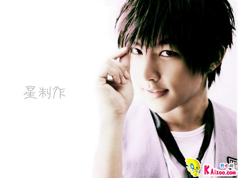  p>邱胜翊,艺名王子(prince),1989年4月14日出生于台湾,中国台湾男