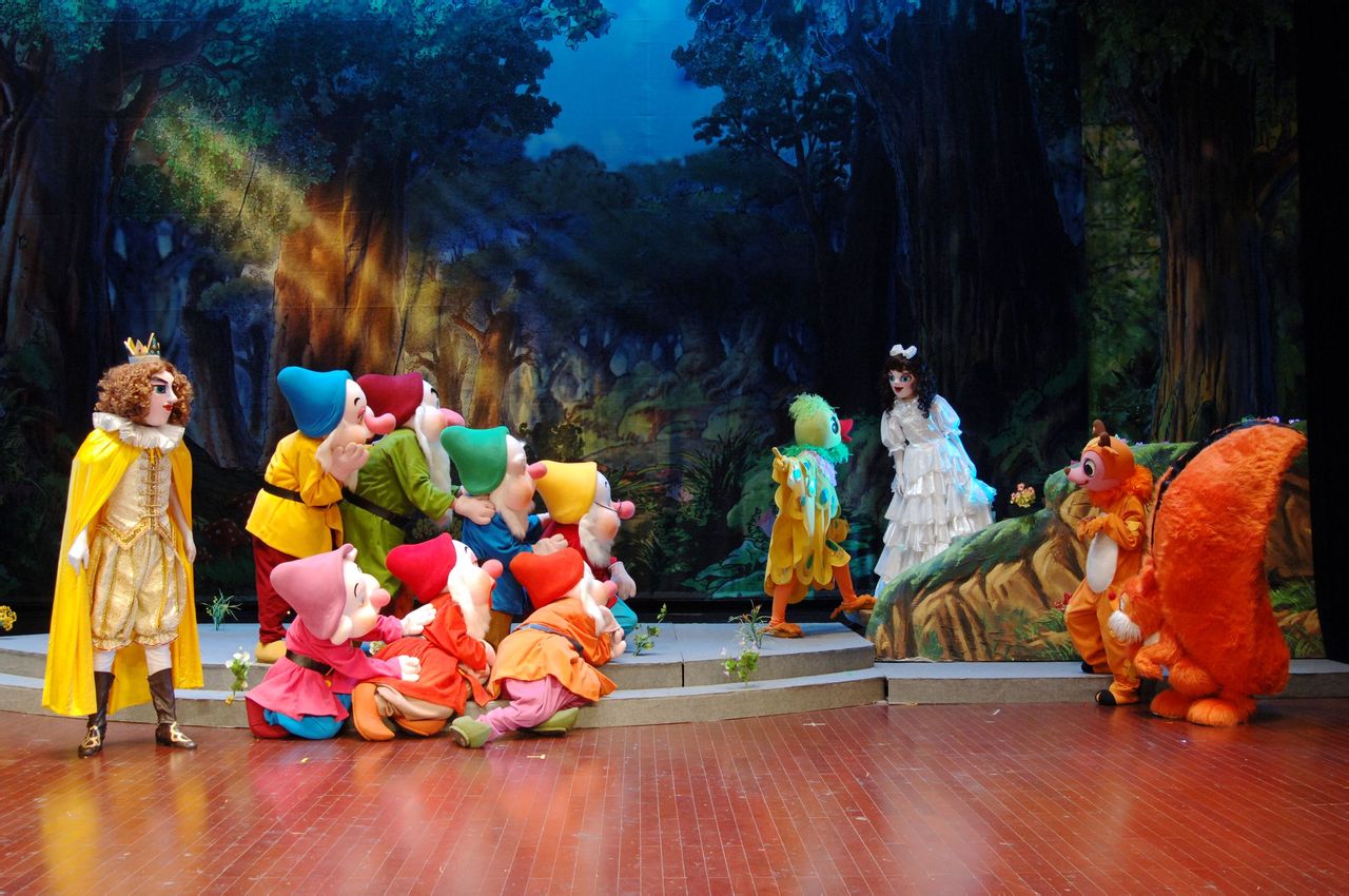 北京丑小鸭艺术团