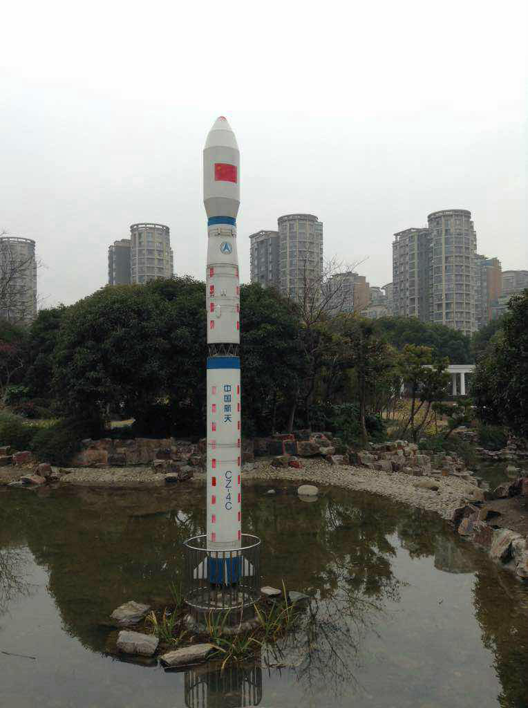  p> a href="#">上海莘城 /a>中央公园历时近一年的建设于一九九九年