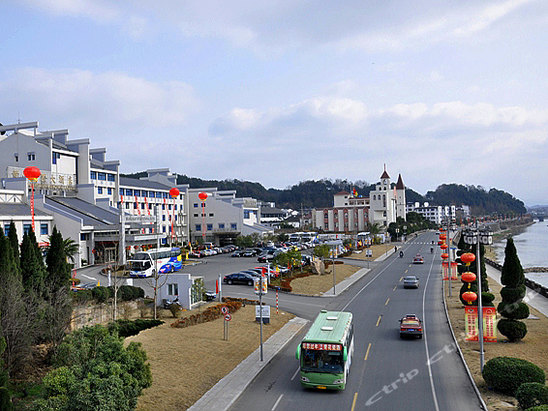  p>黄山国际大酒店由 a href="#" data-lemmaid="1042973">黄山旅游