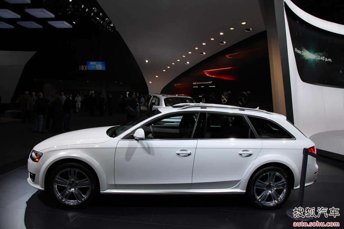  p>奥迪a4(audi a4)是由 a target="_blank" href="/item/一汽大众