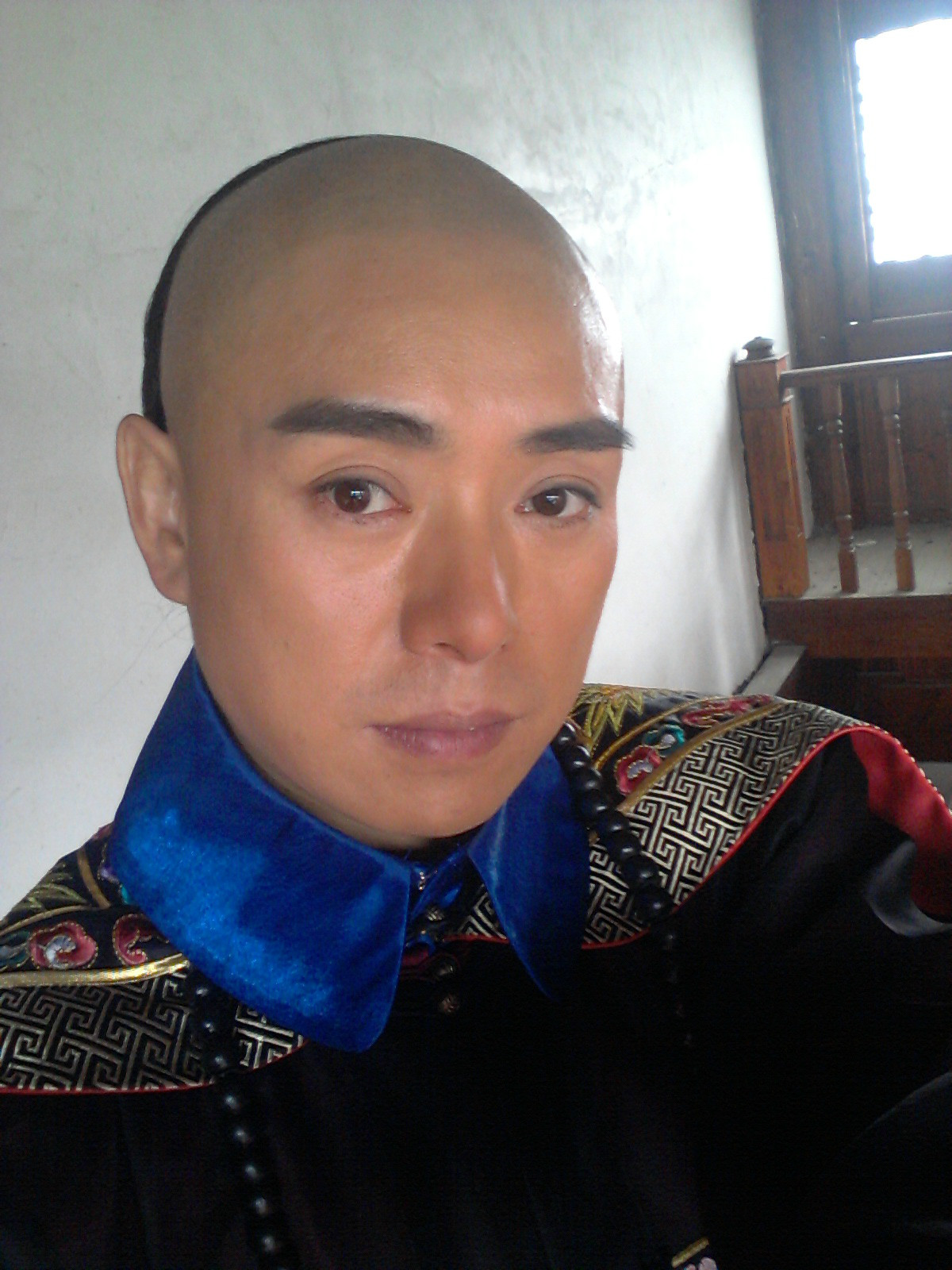  p data-id="gnbjuuxtcj">施丹江,影视演员.