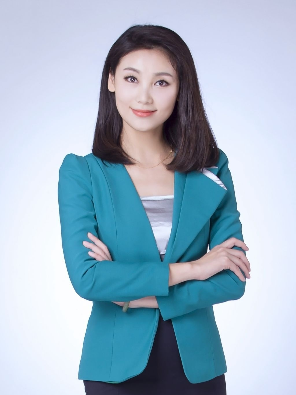 data-lemmaid="2767978">陕西电视台 /a>新闻综合频道主持人,毕业于 a