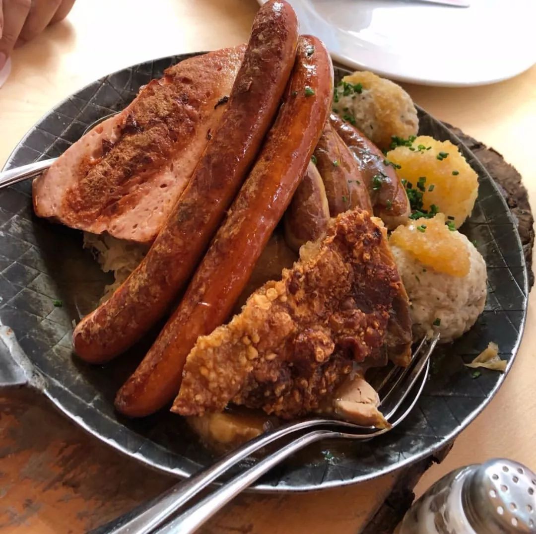  p>德国菜是 a target="_blank" href="/item/德意志/4432611" data