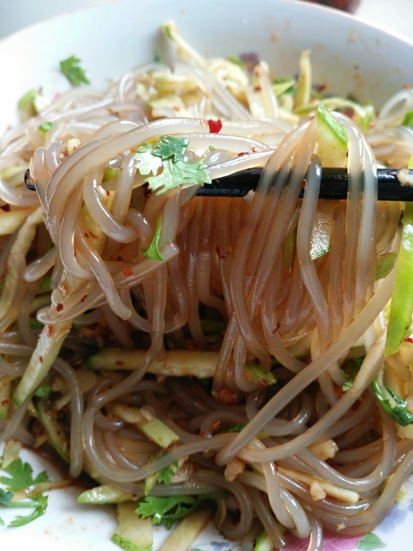 凉拌红薯粉条