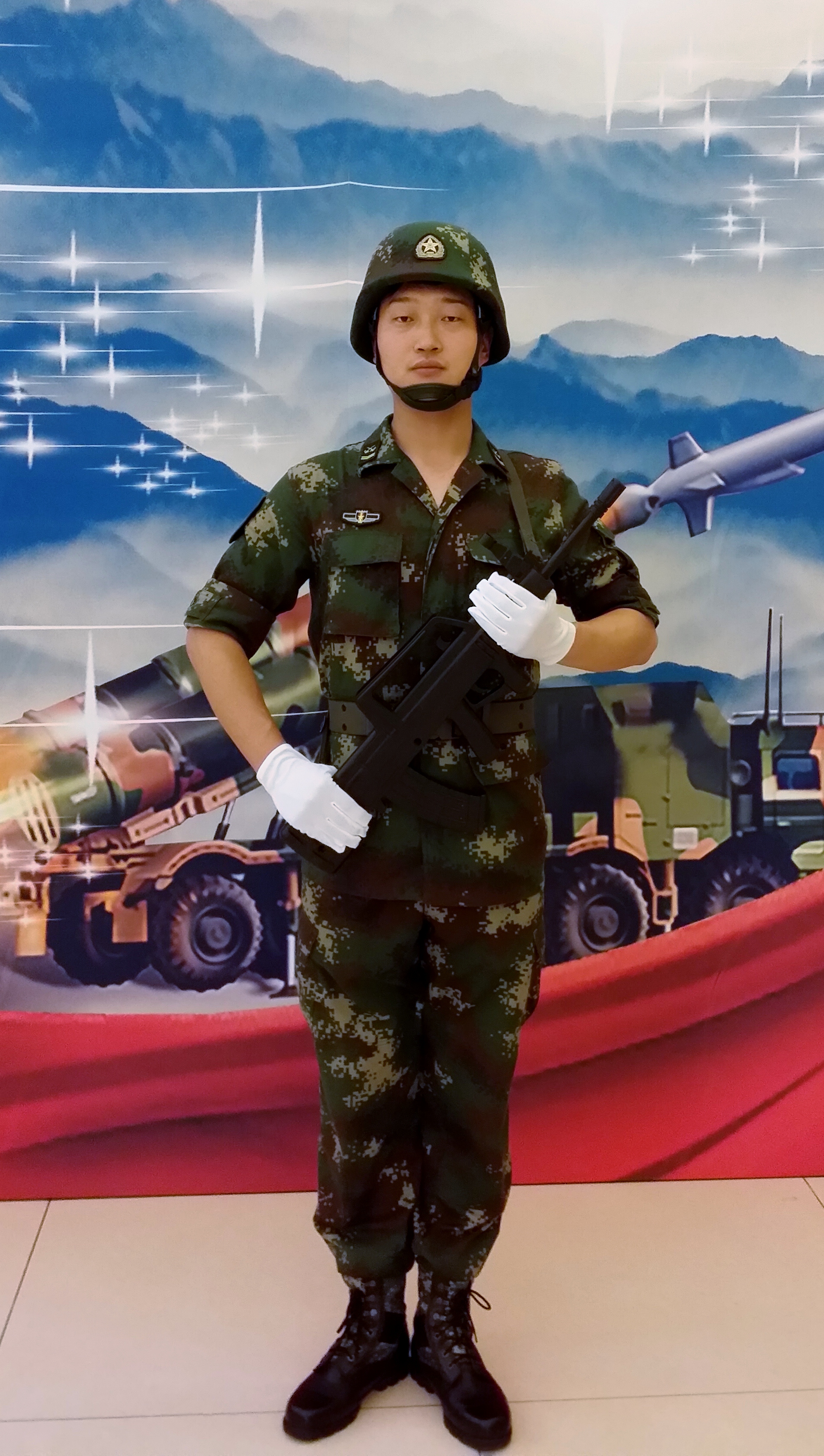 韩如冰,中国汉族,<a target="