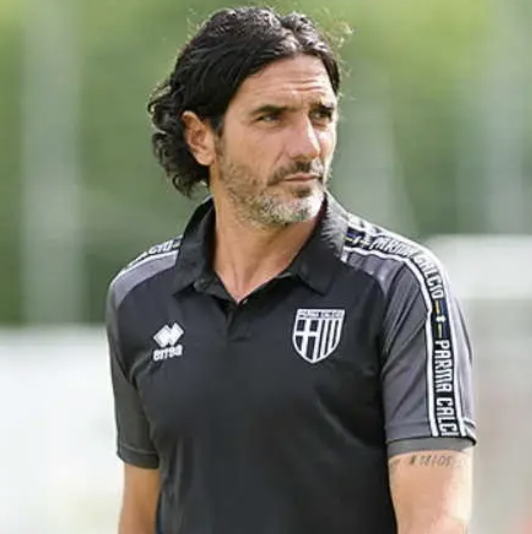  p>亚历山德罗·卢卡雷利(alessandro lucarelli),1977年7月22日出生