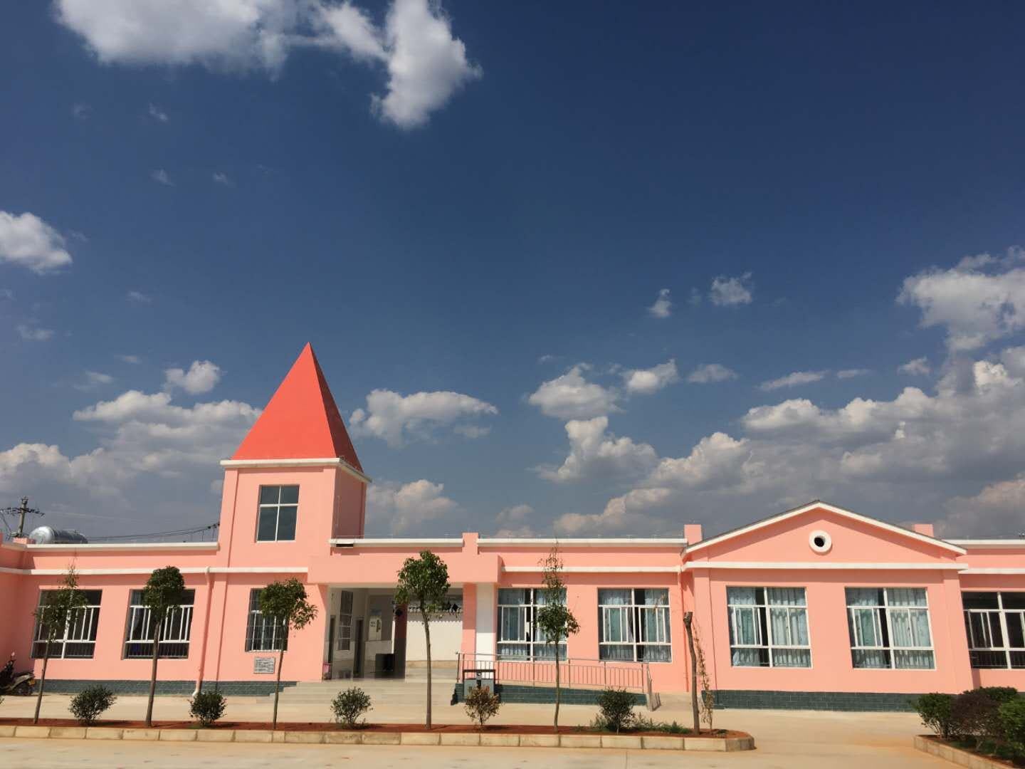  p>新街镇,隶属于云南省大理白族自治州弥渡县,地处 a target="_blank