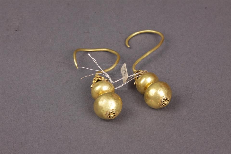 明金葫芦形耳坠