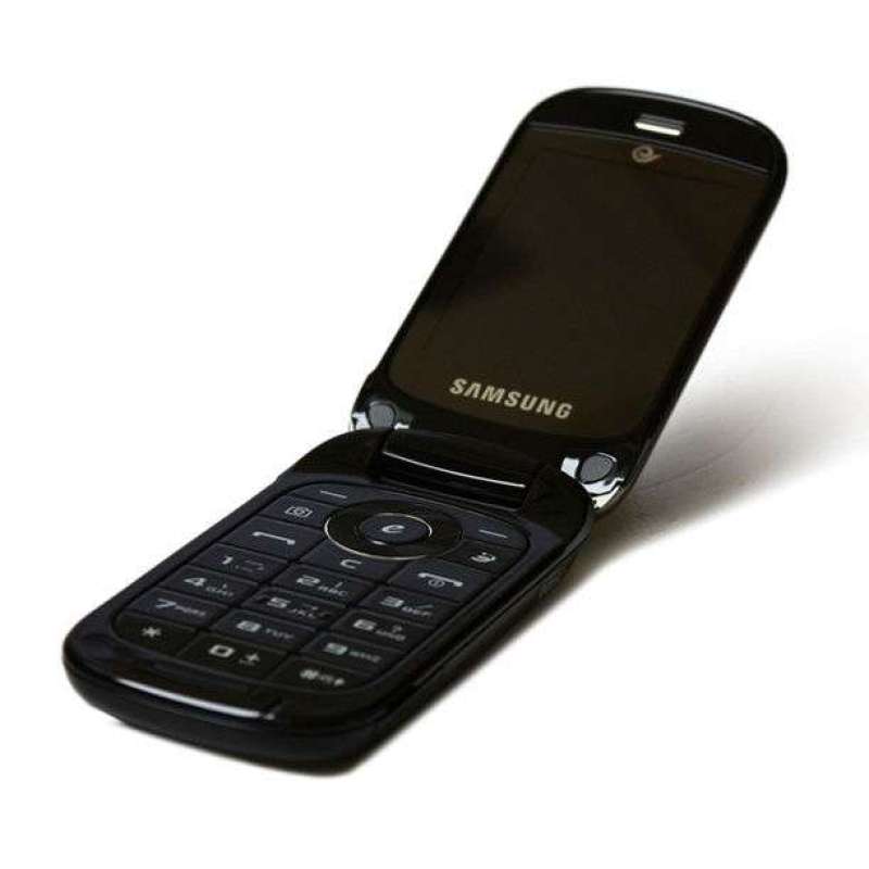 三星(samsung)推出的一款翻盖手机,适合中小