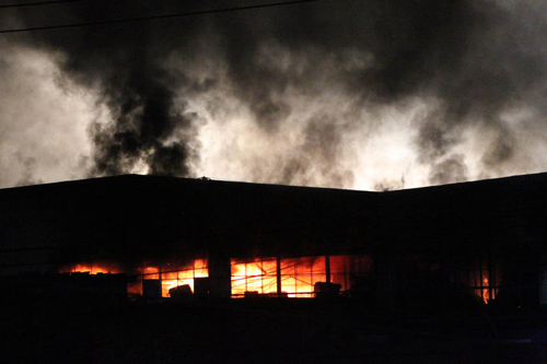 data-lemmaid="2134">朝阳区 /a>东苇路蟹岛度假村停车场汽车起火事件