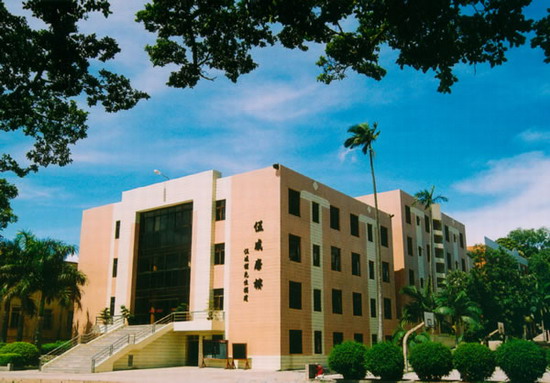  p>台山市第一中学,简称台山一中,俗称台中,创建于1909年,是一所由